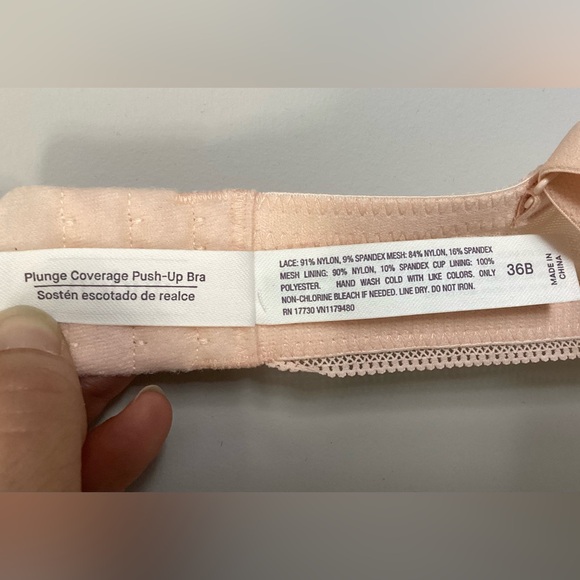 3/$20 36B Auden Plunge Coverage push-up bra - Picture 13 of 14